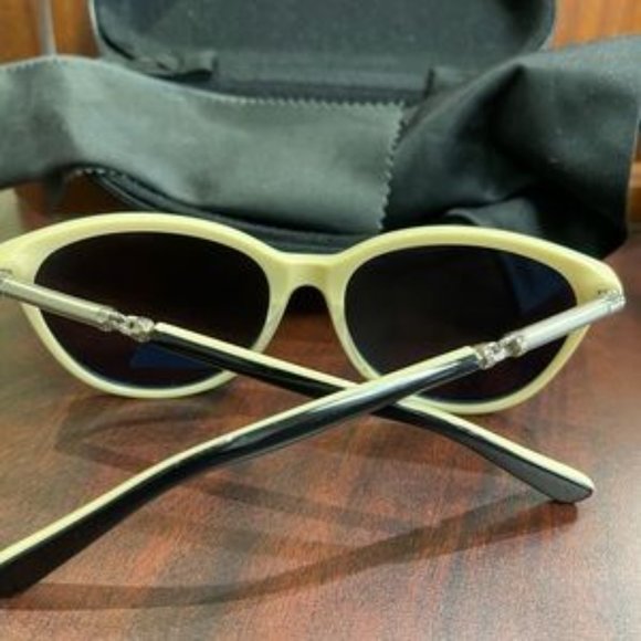 COPY - NWT Le Chic Polarized sunglass Black/Gray - Picture 4 of 8
